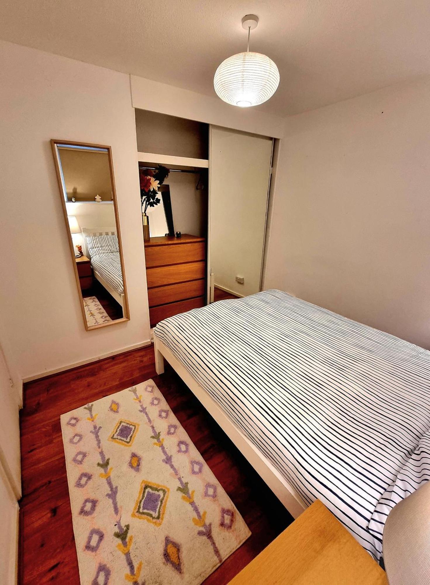 Charming 4 Bedroom Duplex With Private Entrance Holiday home *